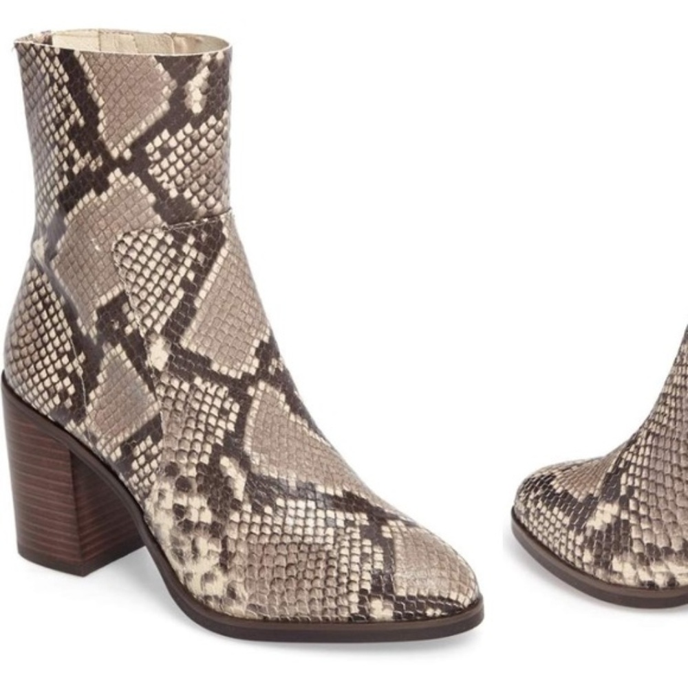 Steve Madden Snakeskin Booties Size 7.5